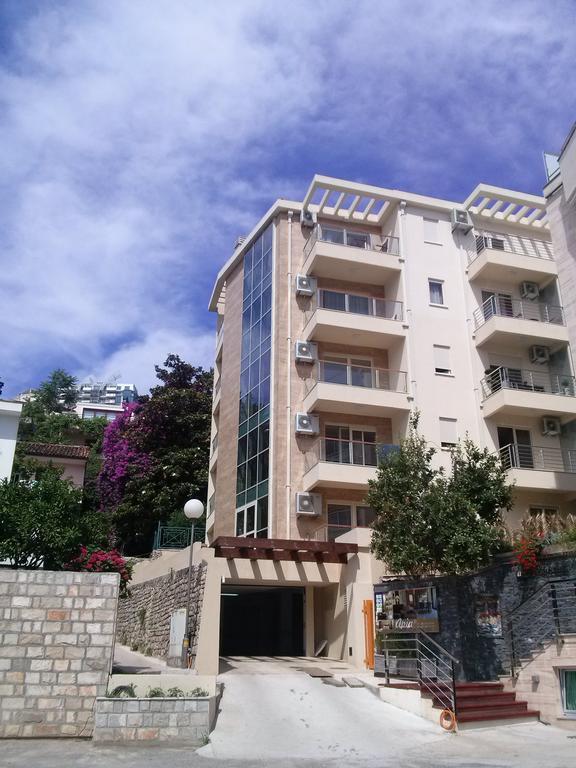 Sarap Apartments Budva Bagian luar foto